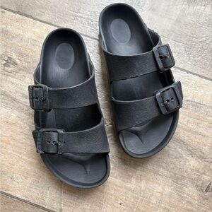 Birkenstock Kids Black Sandals Size 30